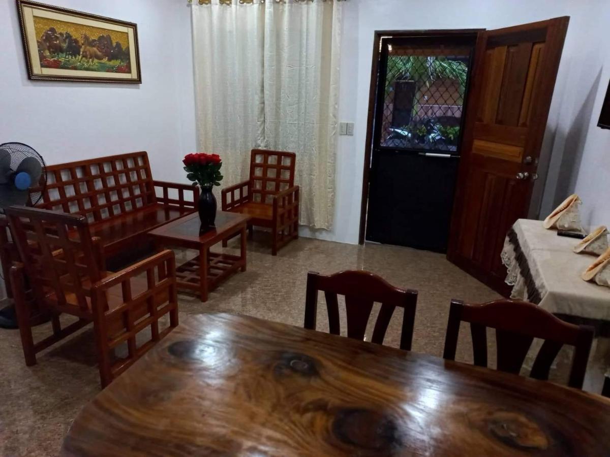 جنرال لونا Foxtail Guesthouse Siargao المظهر الخارجي الصورة